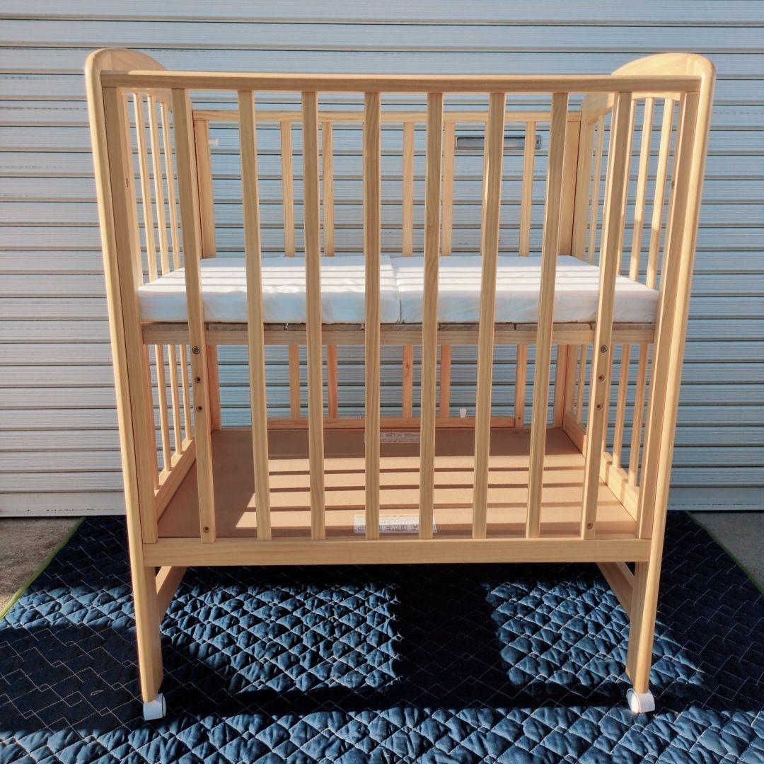 カトージ　ベビーベッド　 ハイポジションミニベッド　アーチ