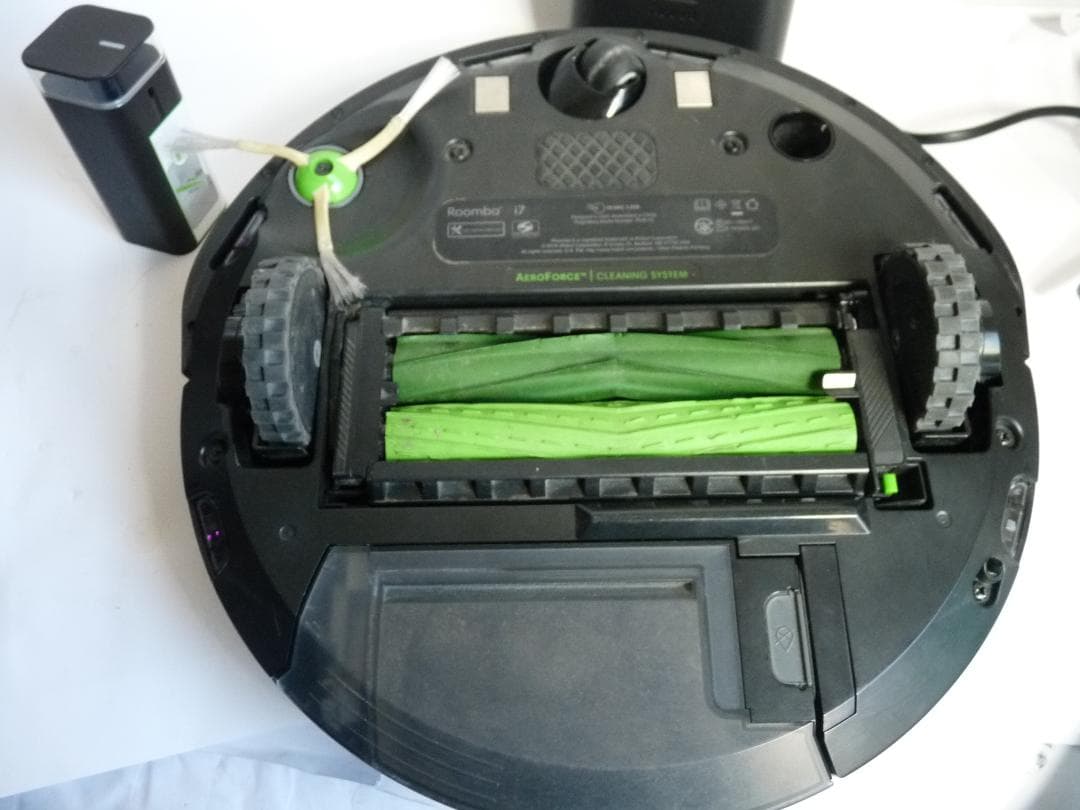 iRobot Roomba i7 ロボット掃除機 本体 ブラック