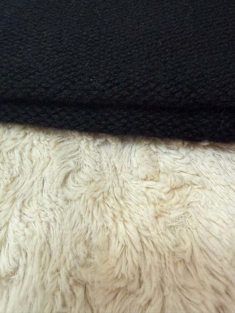 CHANELシャネエほぼ未使用箱付ブラック黒ニット帽