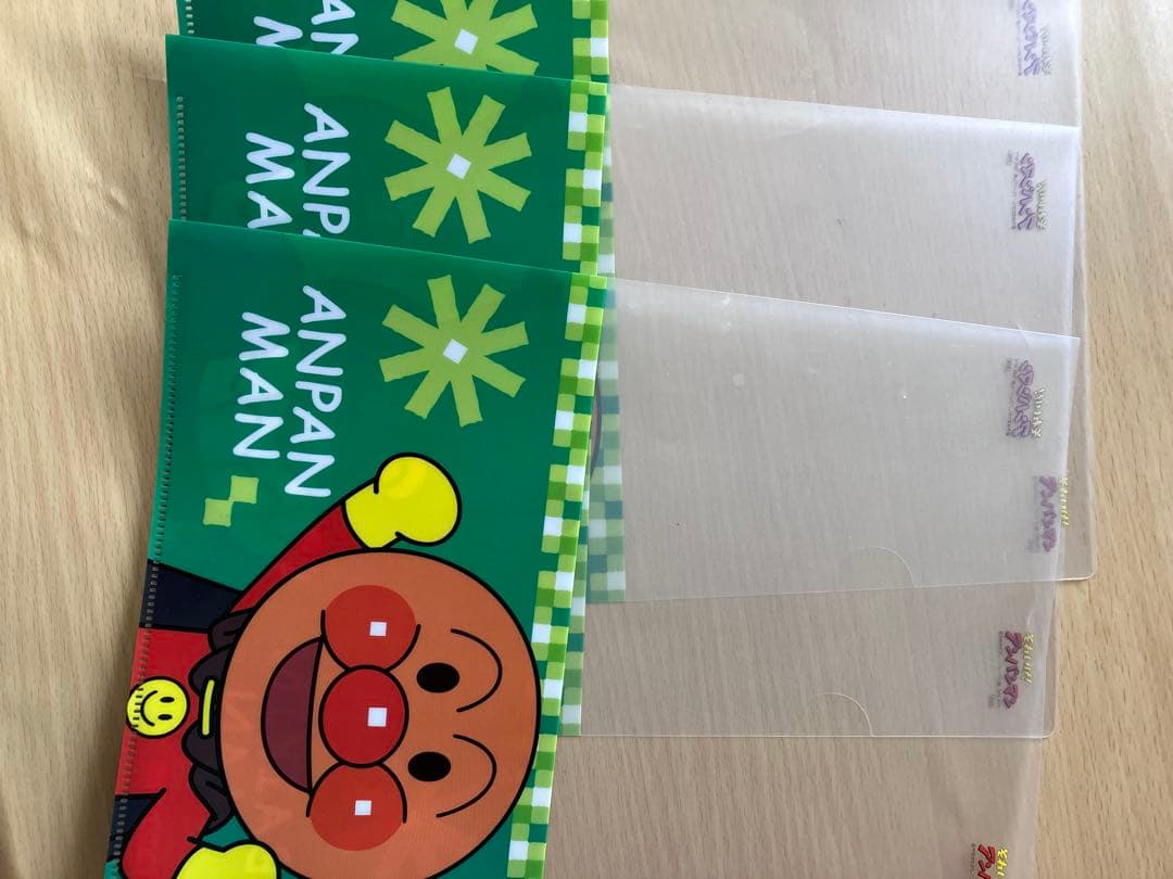 アンパンマン キッズ服　90 100 アウター　ズボン　帽子