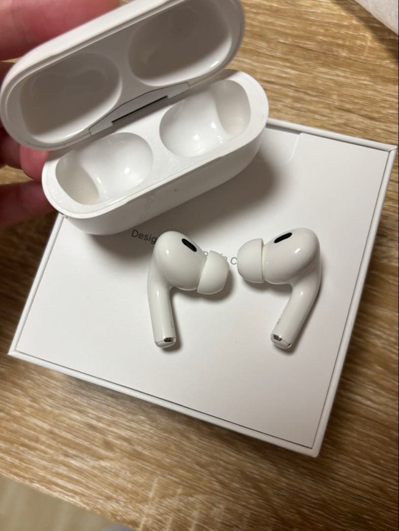 AirPods Pro2 本体 充電ケース付き ケーブル付き