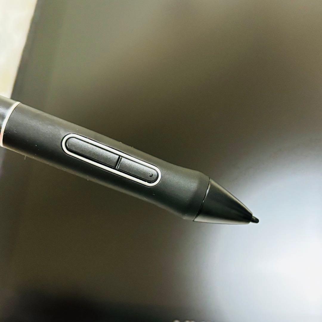 【極美品】HUION KAMVAS Pro 16 (2.5k) 液タブ