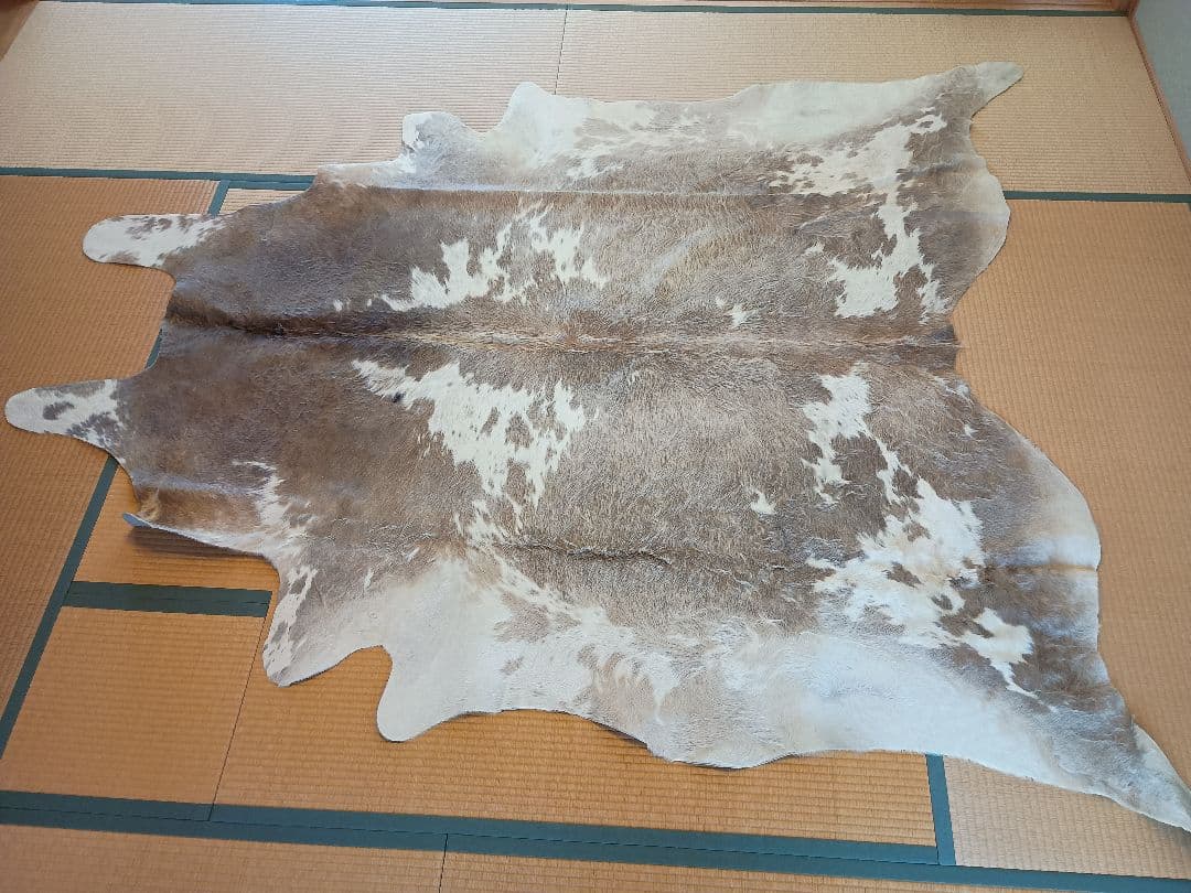 天然牛革ラグ 特大 カウラグ