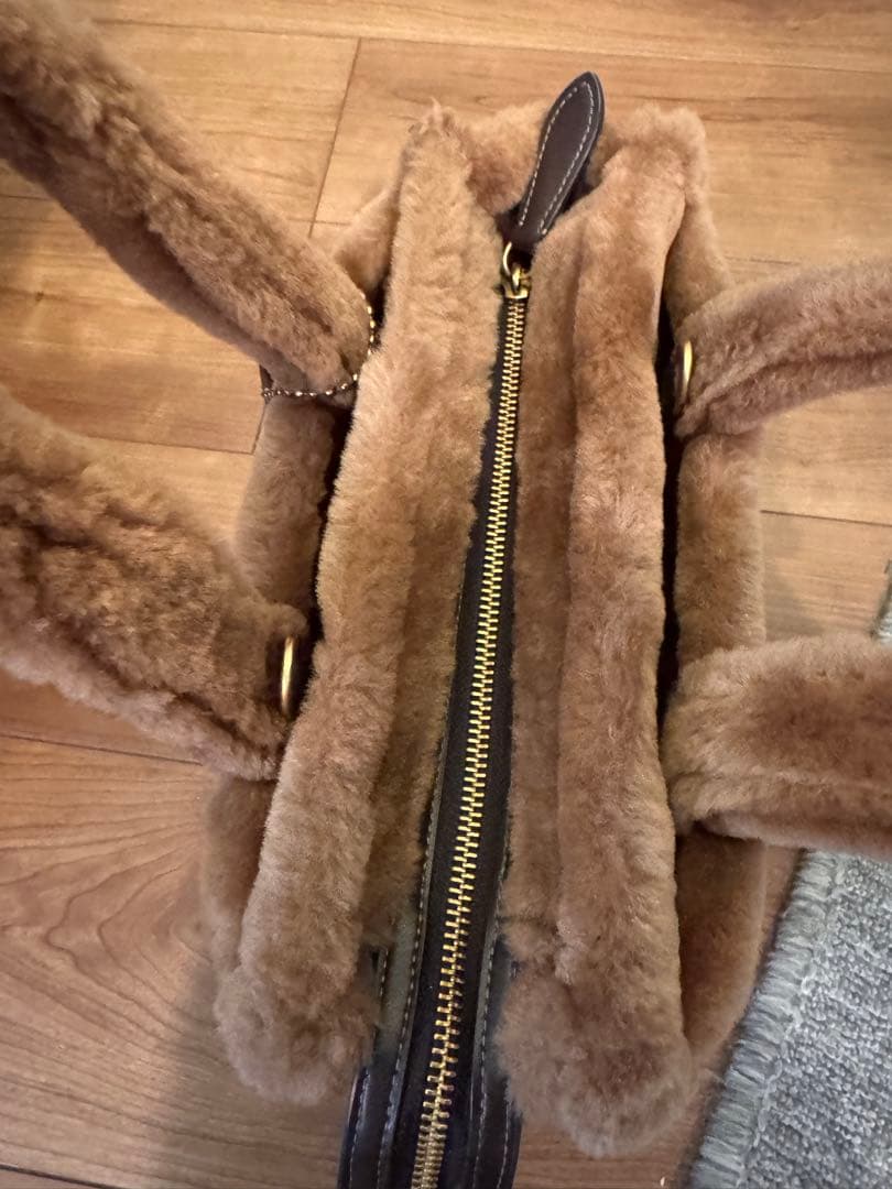 コーチ大人気　ファーバッグ　極美品