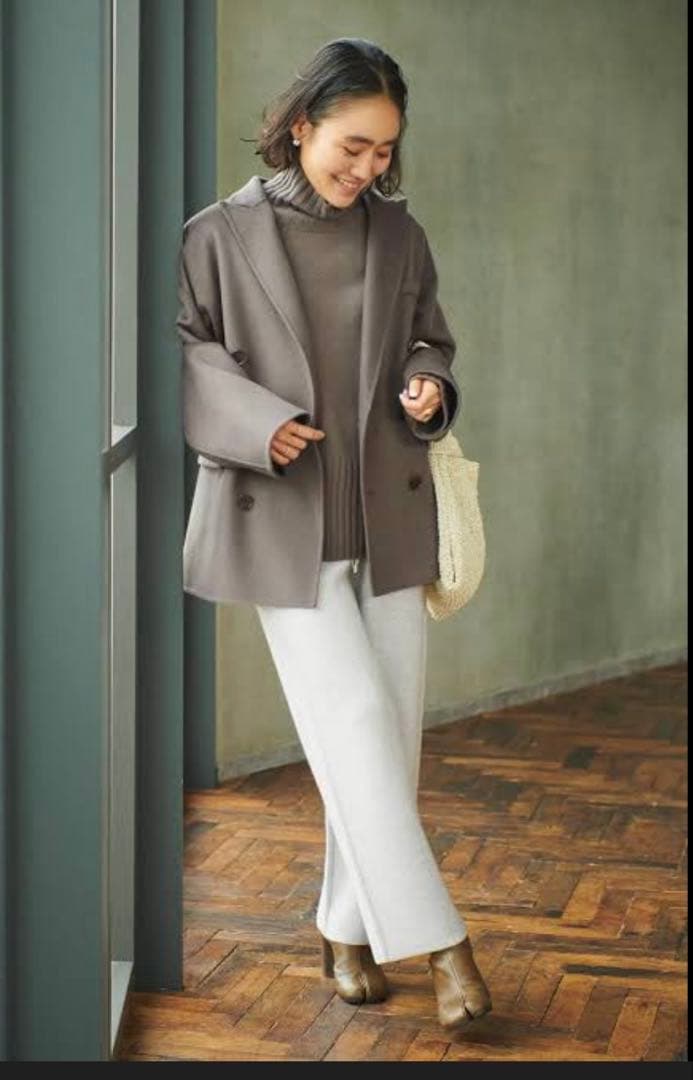 【uncrave】金子綾コラボ　リバー ジャケットコートカーキグレー