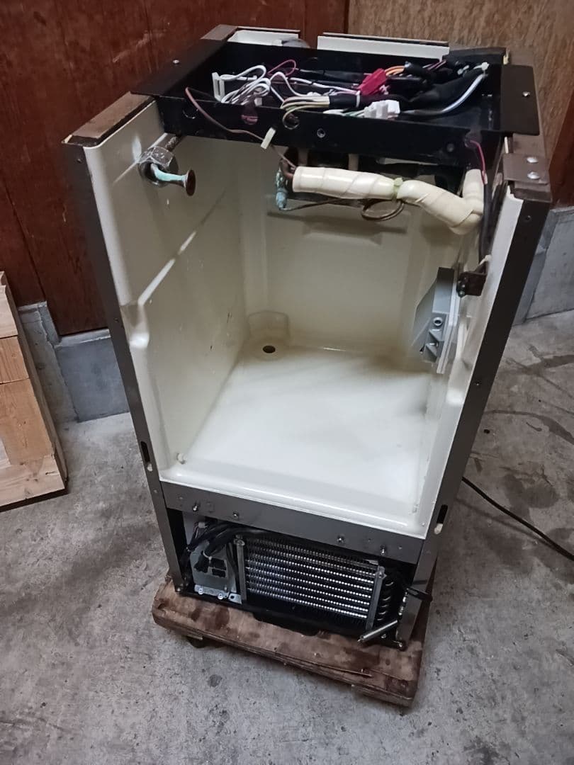 サンヨー　業務用製氷機　SIM-S28A　ホシザキ