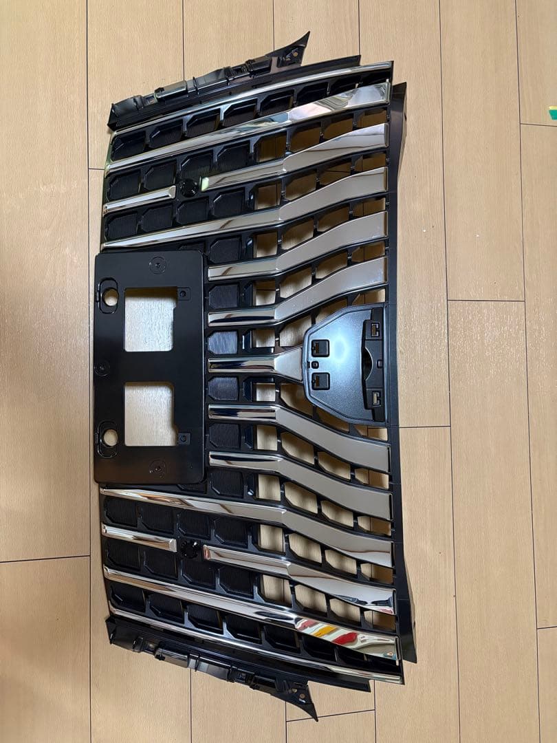 エスクァイア　後期　ダイナミックグリル　オプショングリル