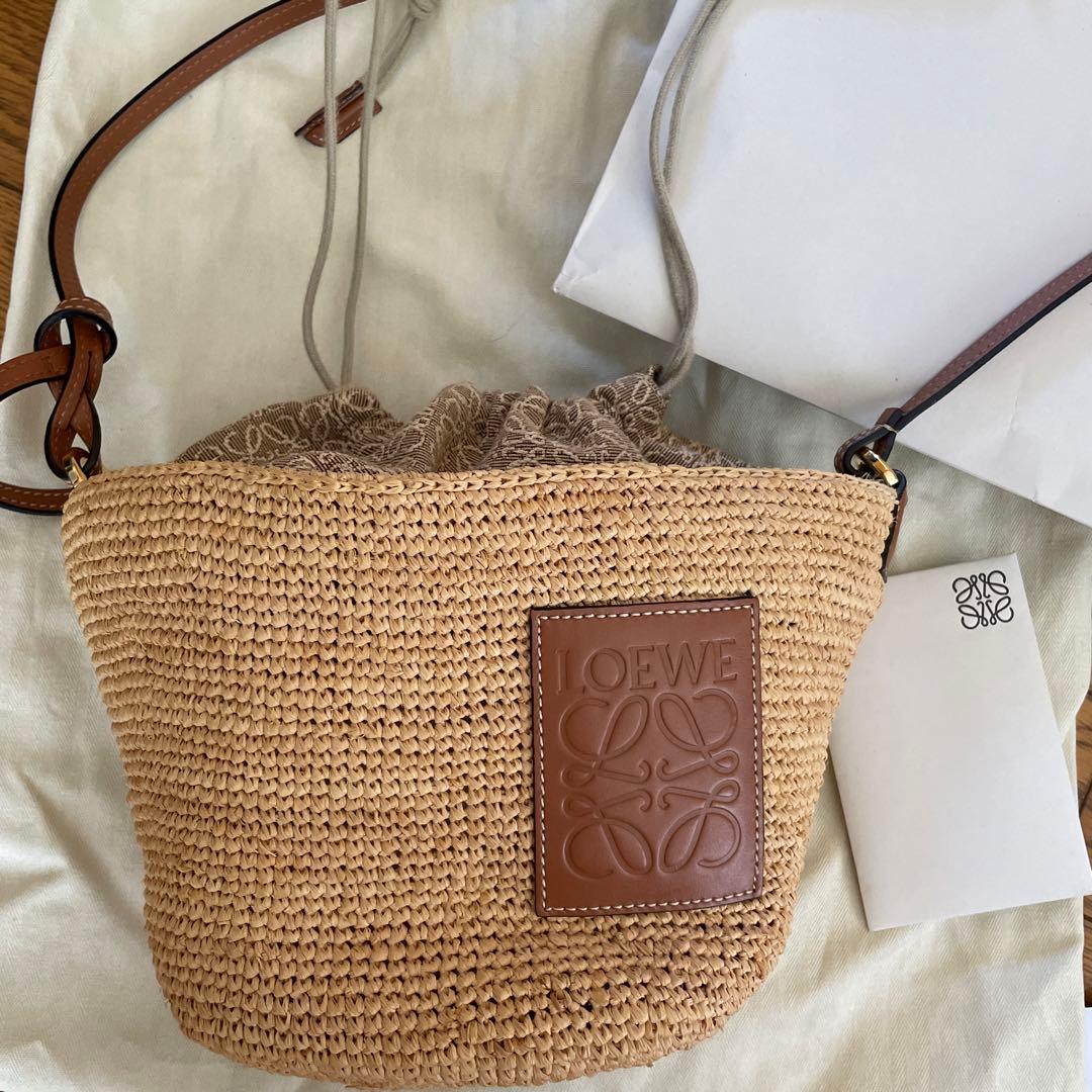 LOEWE ベージュ 巾着バッグ かごバッグ