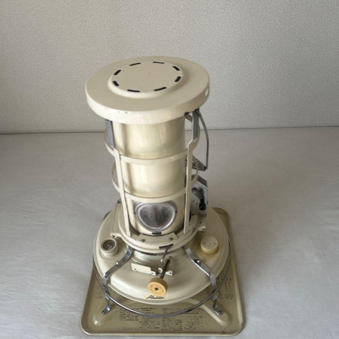 Aladdin ランプ クリーム色