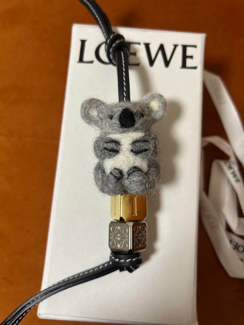 LOEWE コアラ フェルトチャーム