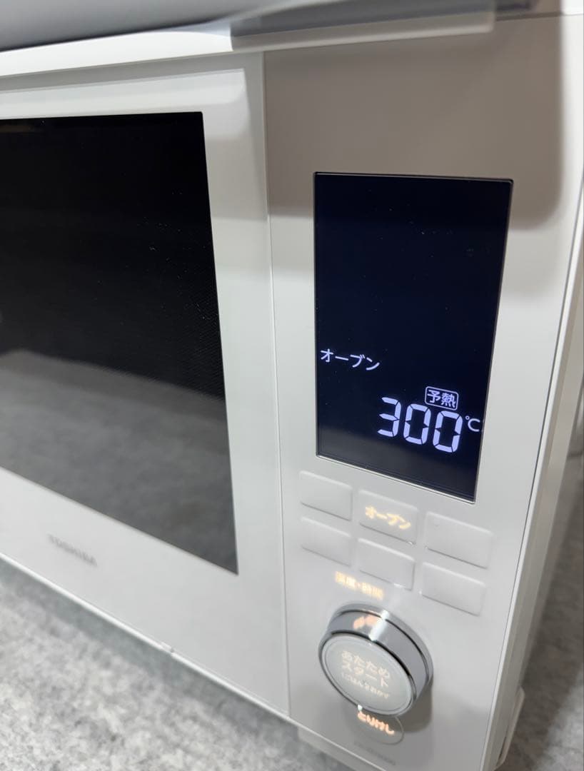 東芝 過熱水蒸気オーブンレンジ 石窯ドーム ER-XD3000 （W）