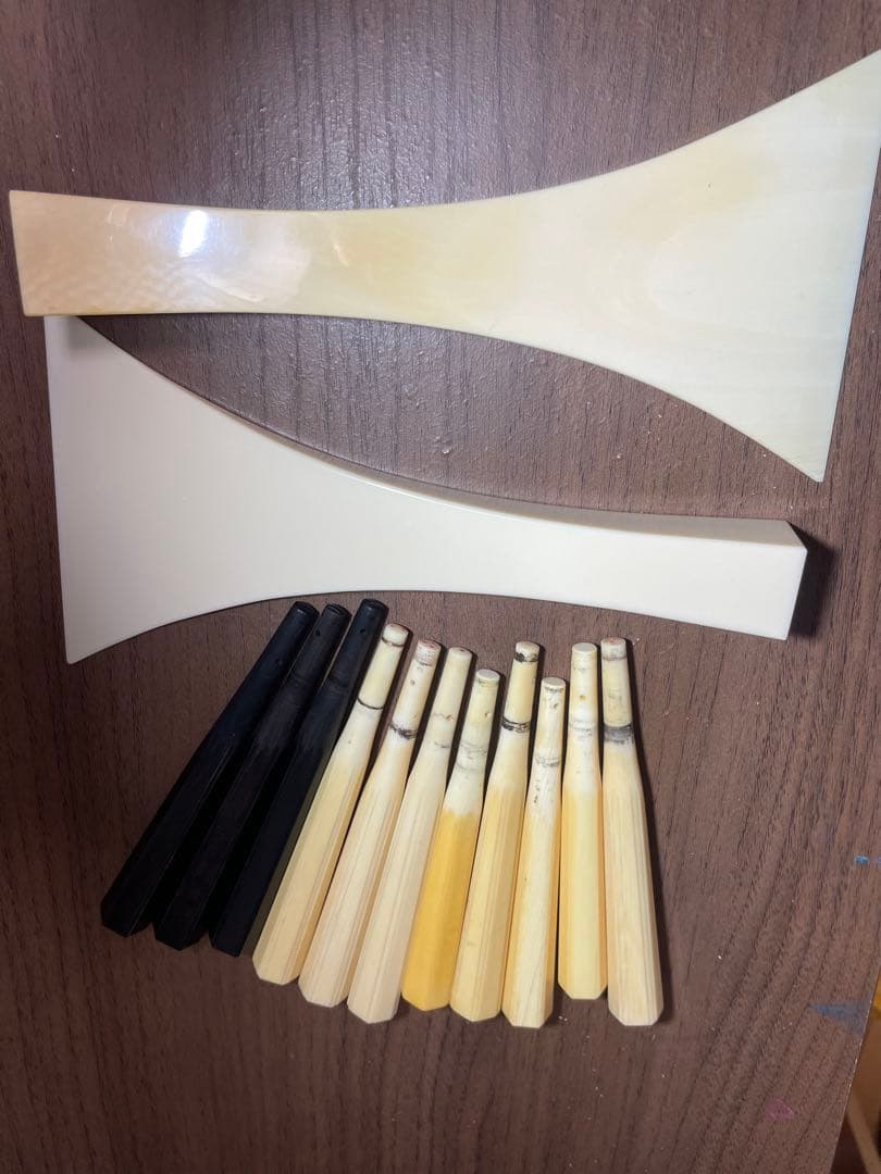 三味線 撥（バチ） 糸巻き8本　象牙調　黒檀