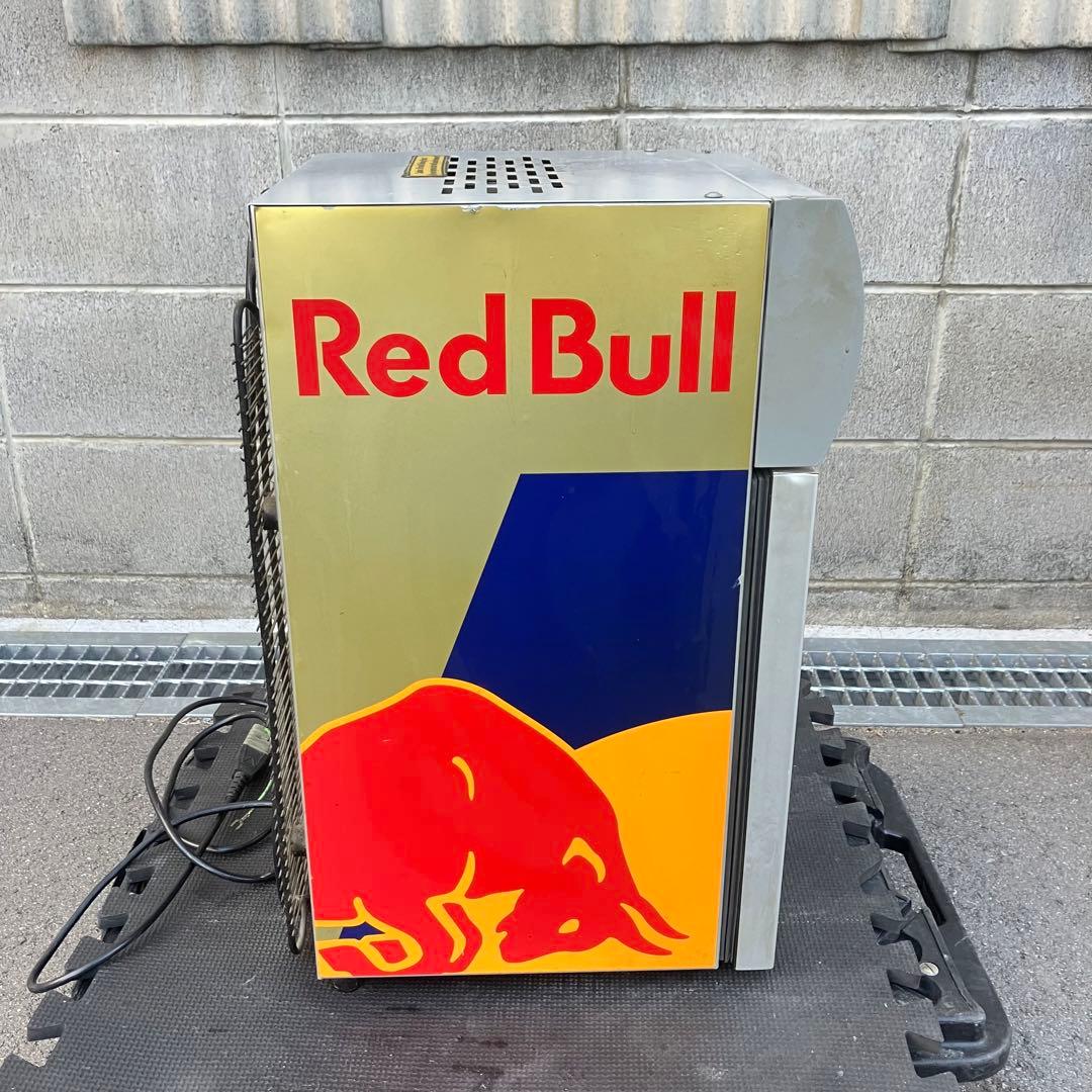 Red Bull ミニ冷蔵庫