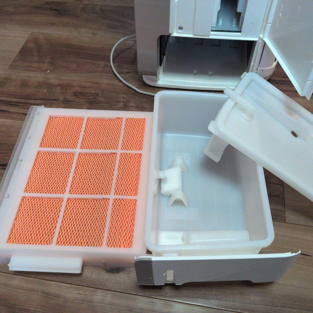 HITACHI EP-NVG90 空気清浄機 加湿機能付き　2018年