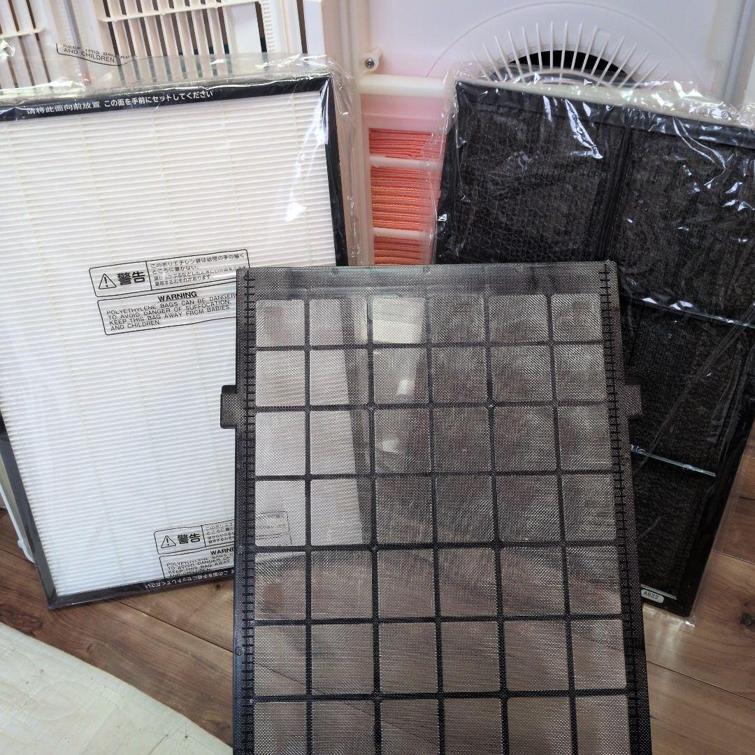 HITACHI EP-NVG90 空気清浄機 加湿機能付き　2018年