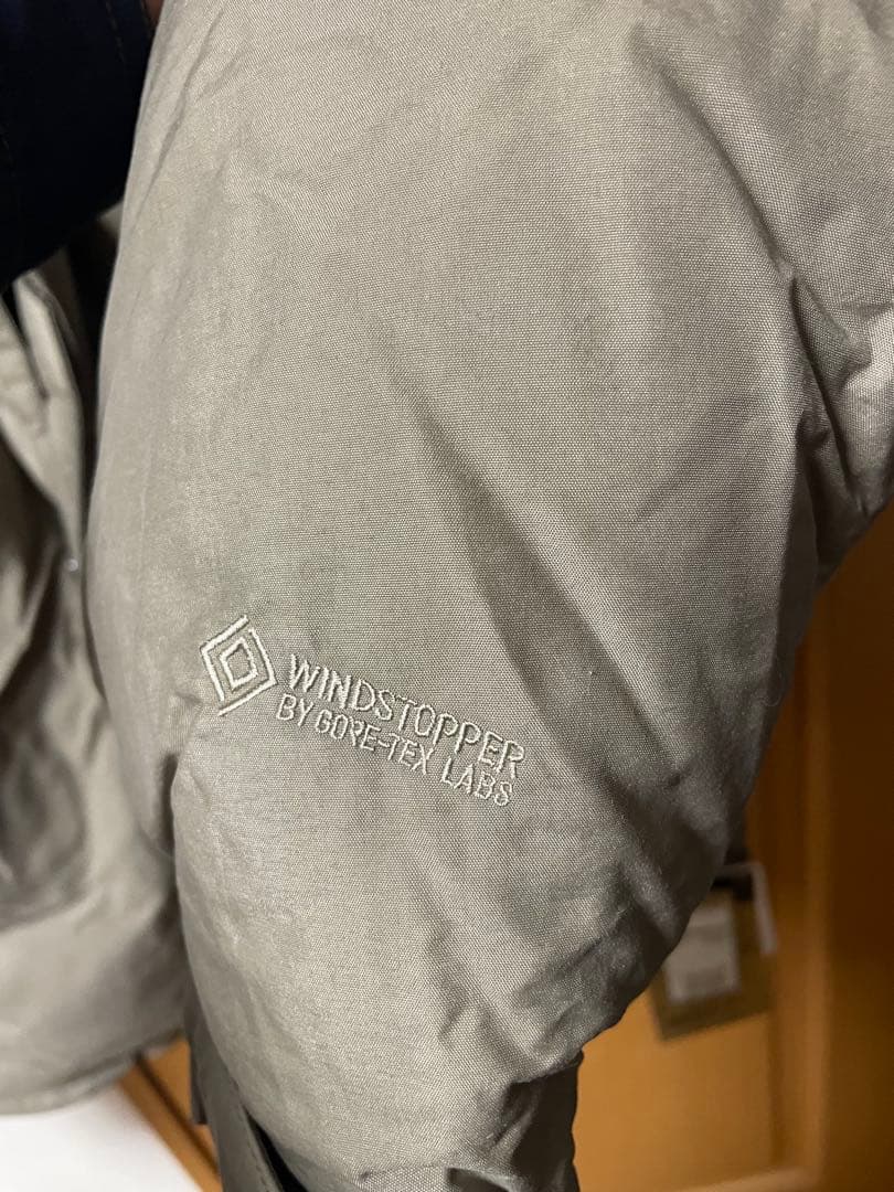 THE NORTH FACE フード付きダウンジャケット