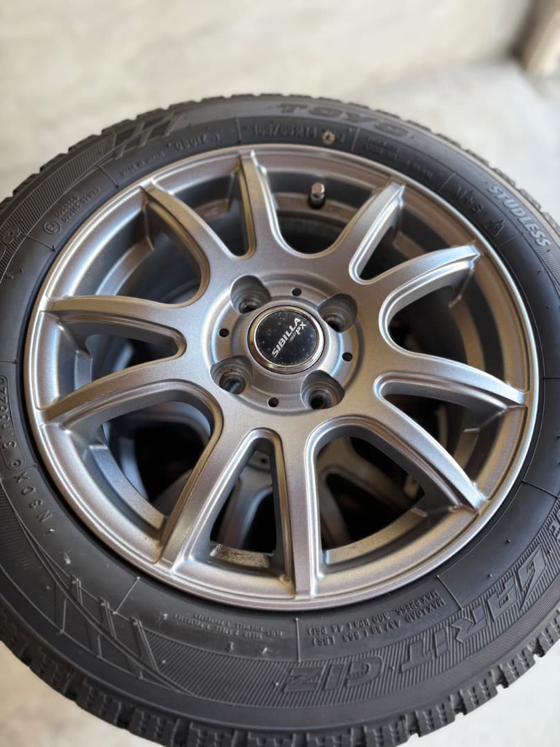 スタッドレスタイヤホイール4本セット