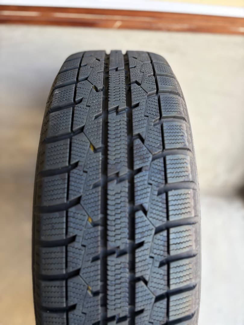 スタッドレスタイヤホイール4本セット