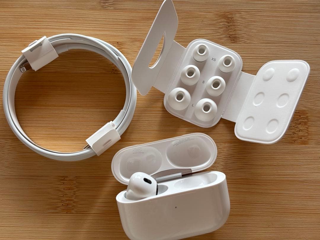 【24時間以内発送】AirPods Pro2 左耳&充電ケース