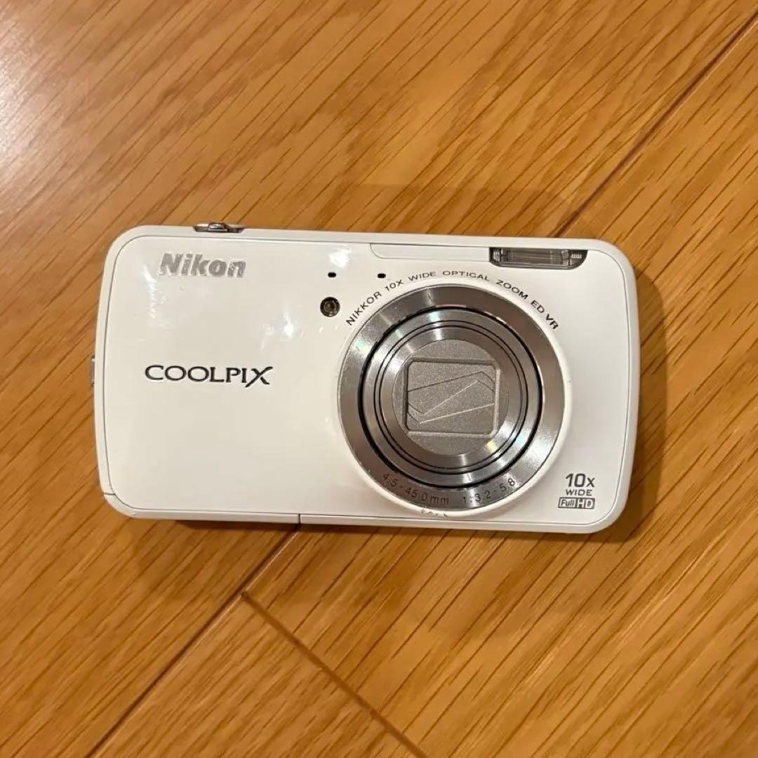 デジタルカメラ Nikon COOLPIX S800C