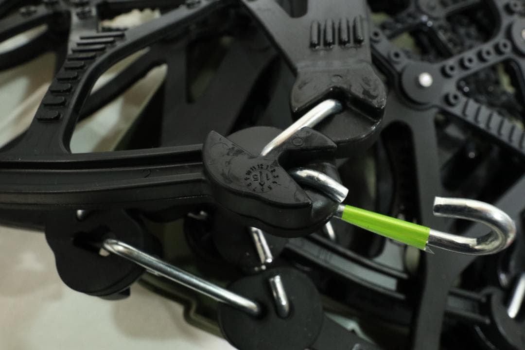 カーメイト QE6 バイアスロンイージー 未使用保管品 NV200等