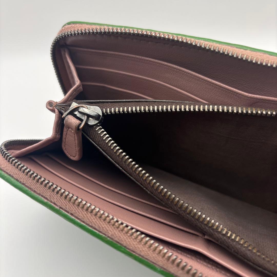 ◆正規品◆ボッティガヴェネタイントレチャート ラウンドファスナー長財布