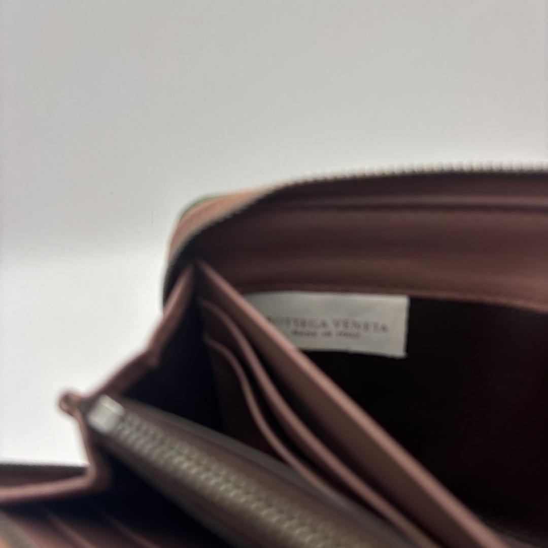 ◆正規品◆ボッティガヴェネタイントレチャート ラウンドファスナー長財布