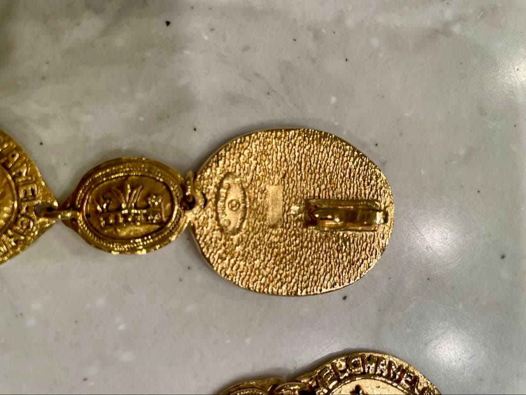 CHANELチェーンベルト　ココマーク