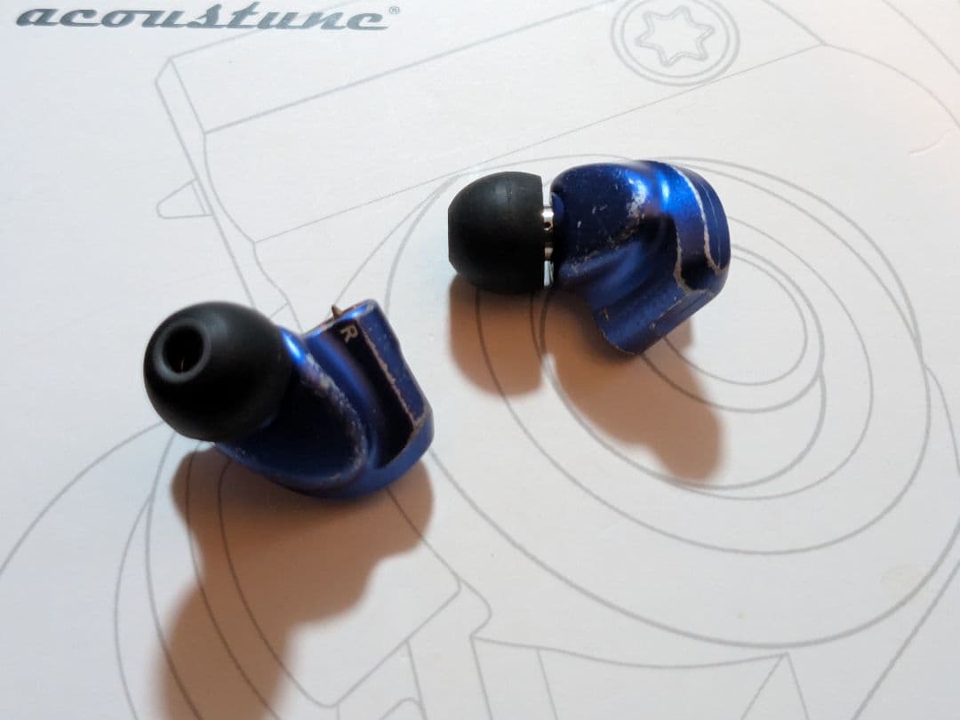 Acoustune HS1300SS 有線 イヤホン