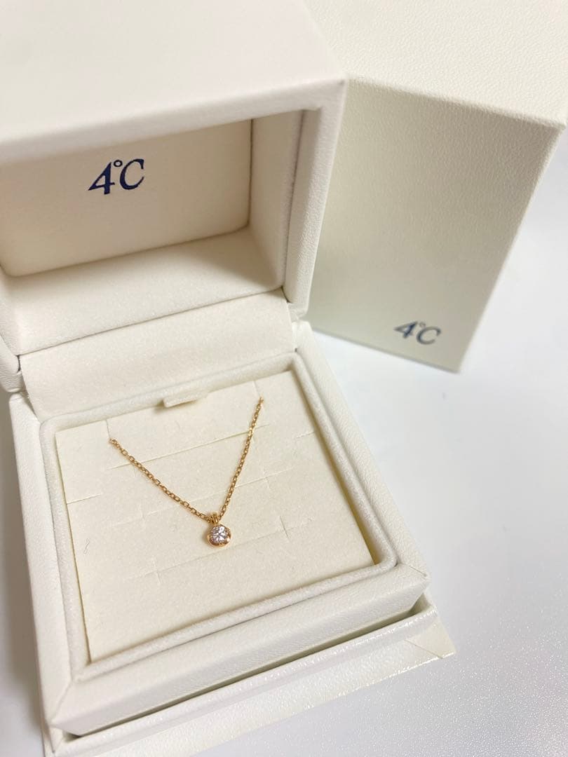 黒麻　　4℃　ヨンドシー　K10 ピンクゴールド一粒ダイヤモンドネックレス