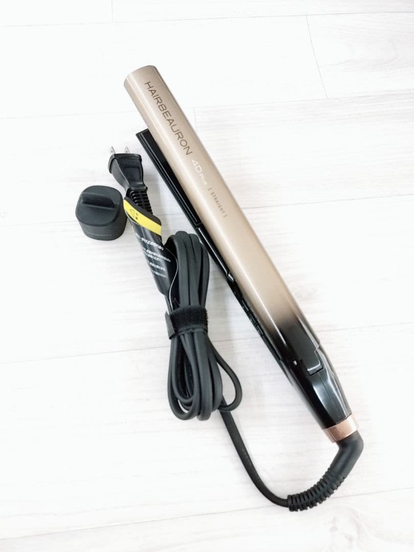 ほぼ未使用☺️リュミエリーナ ヘアビューロン 4D Plus ストレート