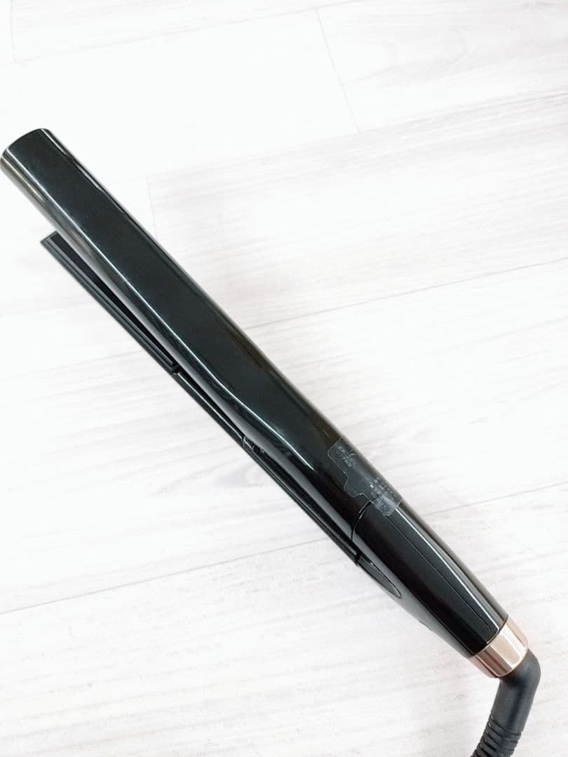 ほぼ未使用☺️リュミエリーナ ヘアビューロン 4D Plus ストレート