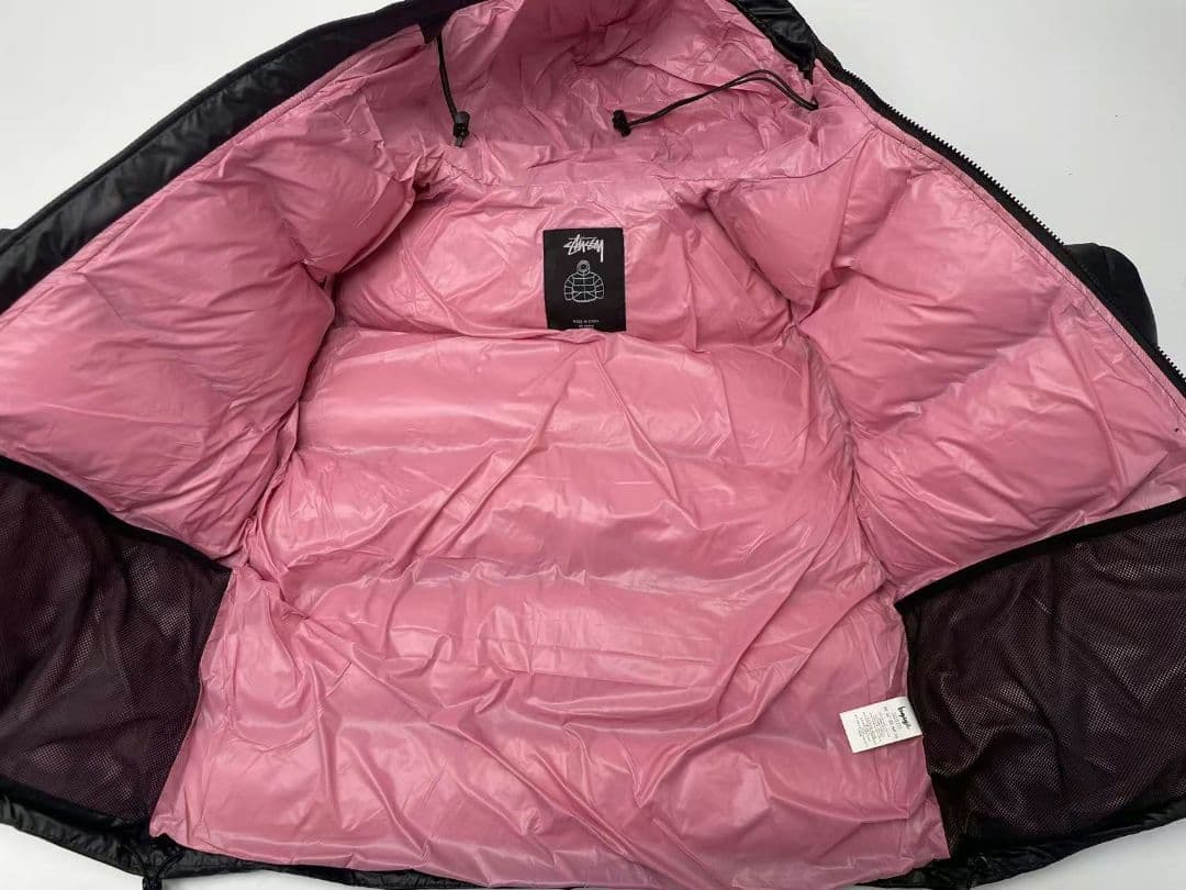 【新品】Stussy フード付きダウンジャケット Lサイズ