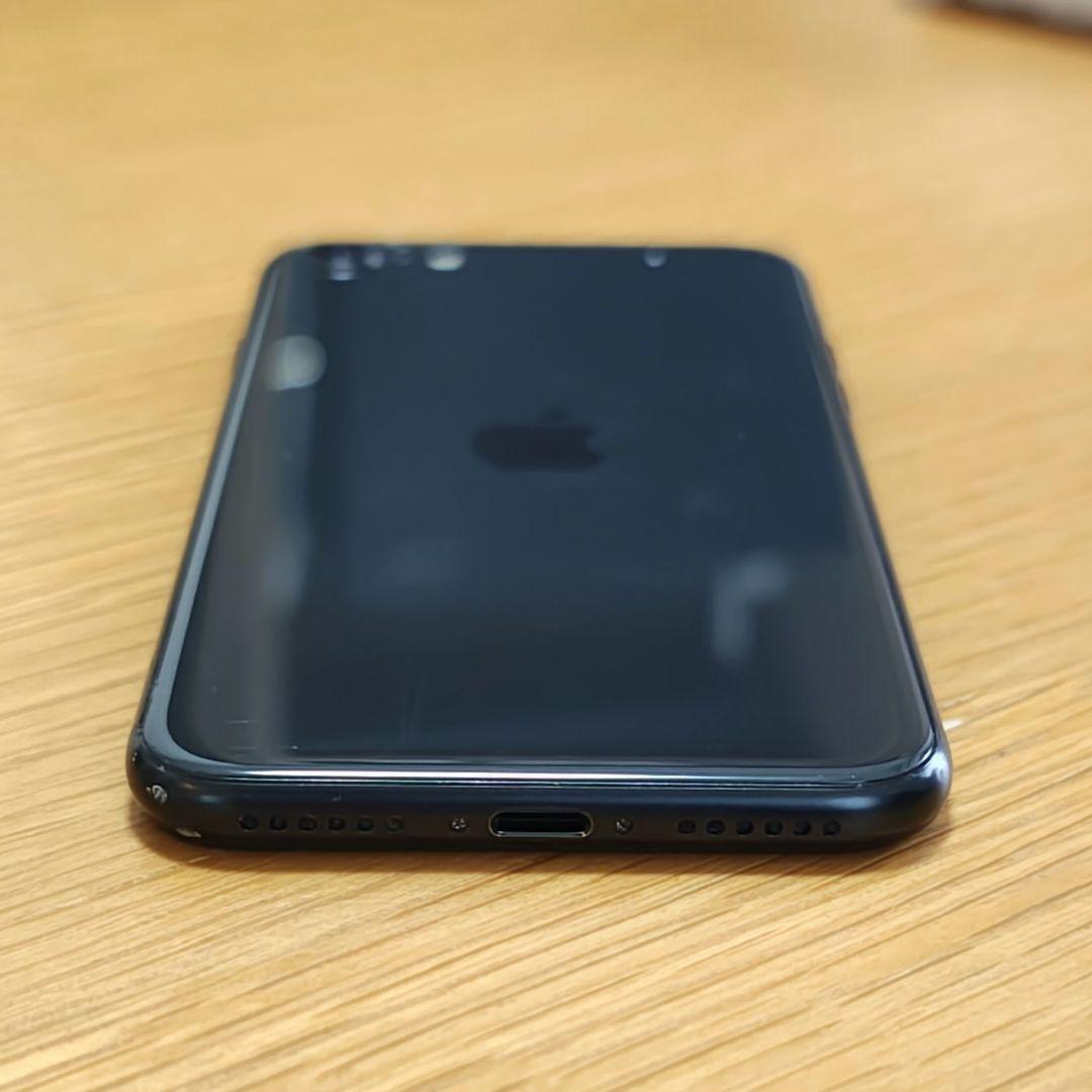 iPhone SE 第２世代 64GB ブラック（ジャンク）