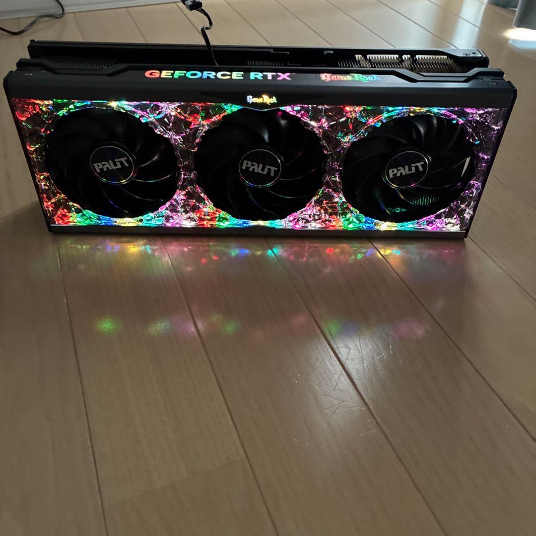 palit RTX 4090 ヒートシンク　ファン　バックプレート　　LED