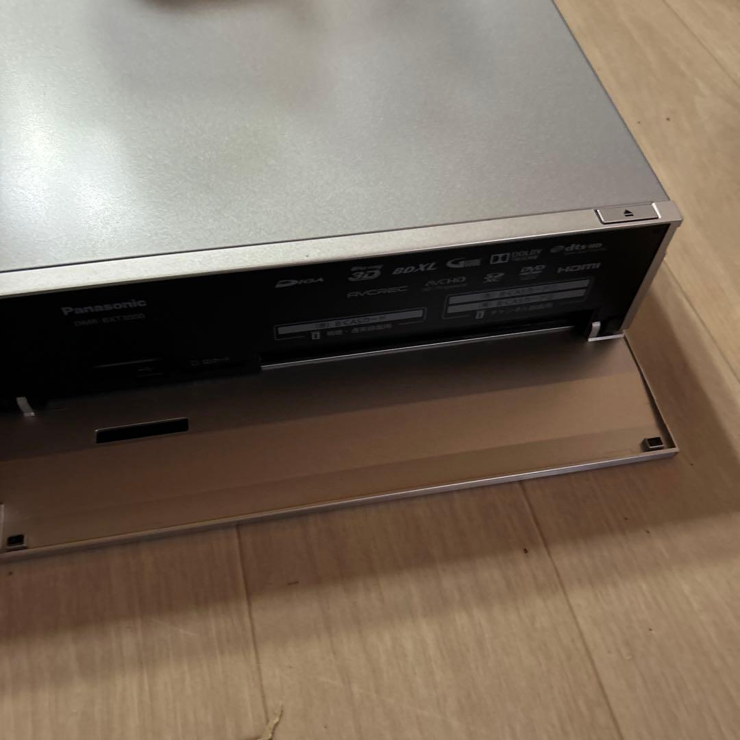 パナソニック 2TB 6チューナー ブルーレイレコーダー DMR-BXT3000