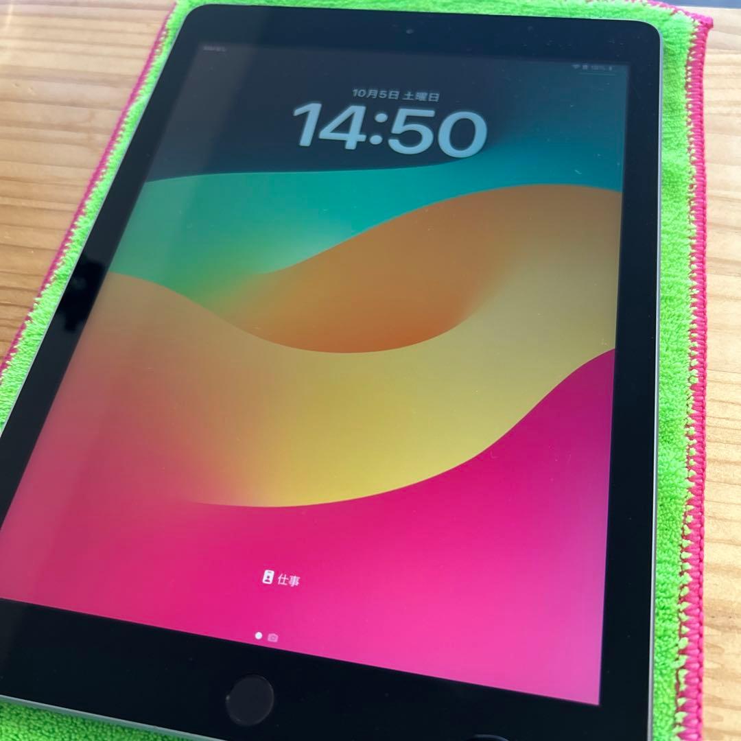 iPad モデルA1954 第6世代　2018年