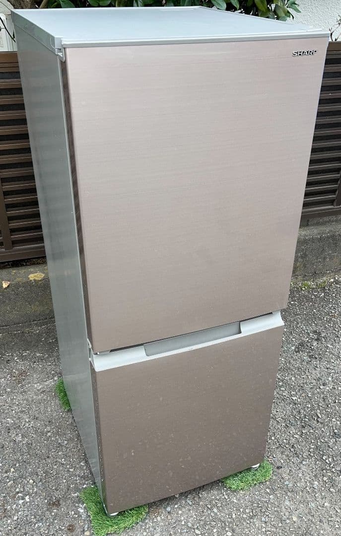 シャープ冷凍 冷蔵庫 152L 付け替えどっちもドア自動霜取り機能付2021年製
