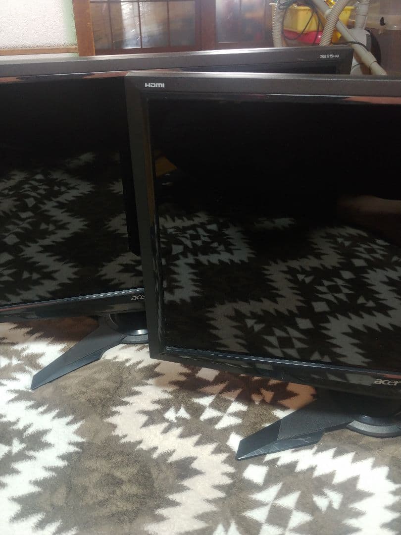 エイサー21.5のモニター2枚
