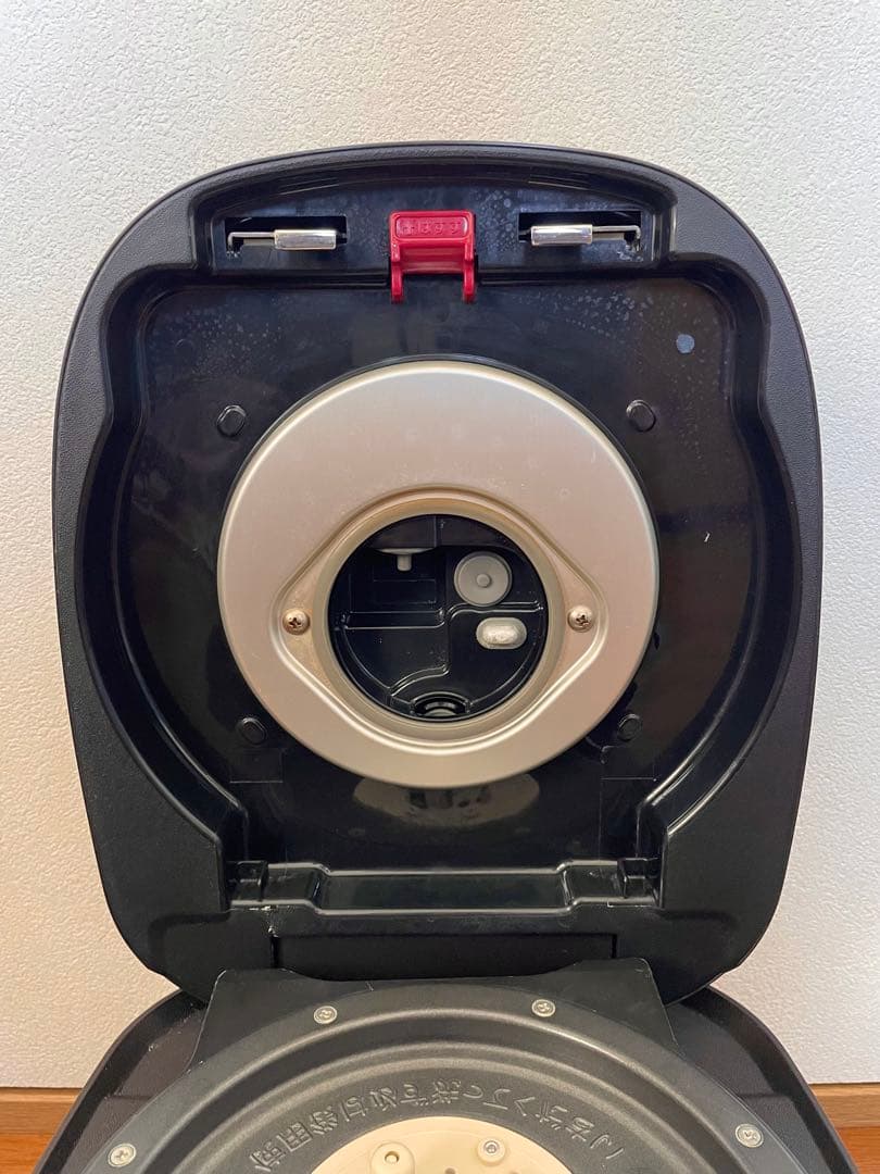 【美品】TIGER JPC-H100 炊飯器 圧力IH 炊きたて タイガー