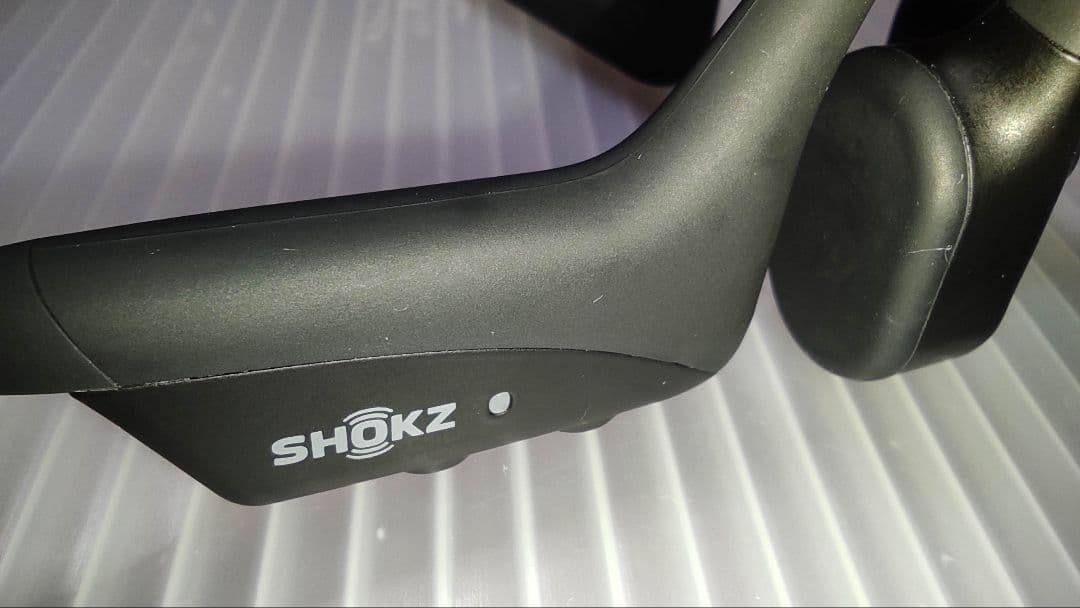 Shokz　ショックス　OpenComm2　骨伝導　ワイヤレス　イヤホン