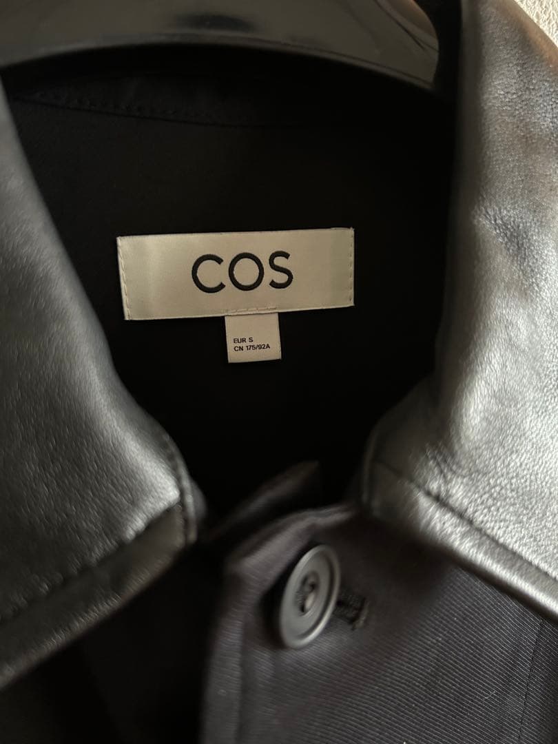 COS ジャケット