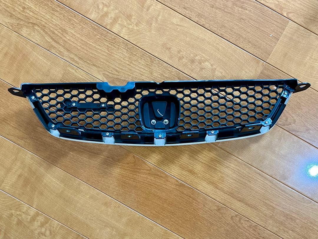 大幅値下げ CL1 アコード euro R 純正グリル 程度超良好 4800km