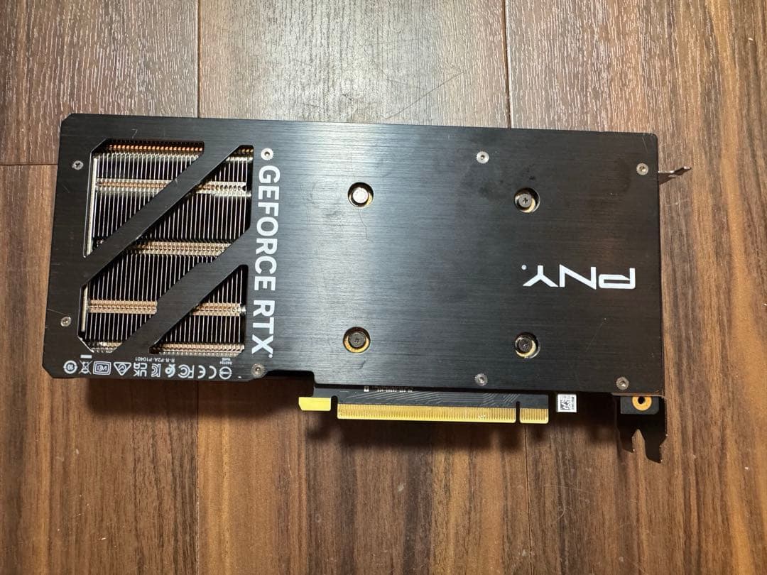 グラフィックボード・グラボ・ビデオカード PNY RTX 4070 12GB