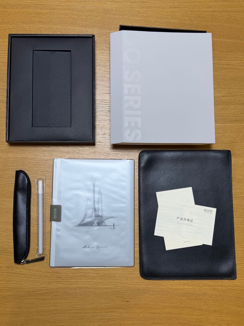 BOOX Go 10.3 inch + 本体ケース、ペンケース