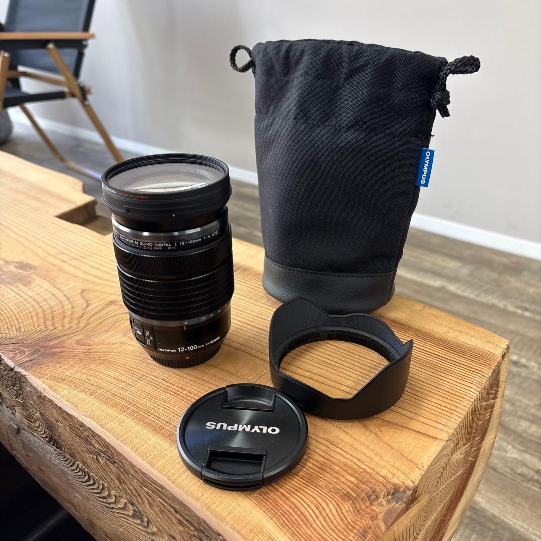 Olympus 12-100mm f/4.0 ズームレンズ
