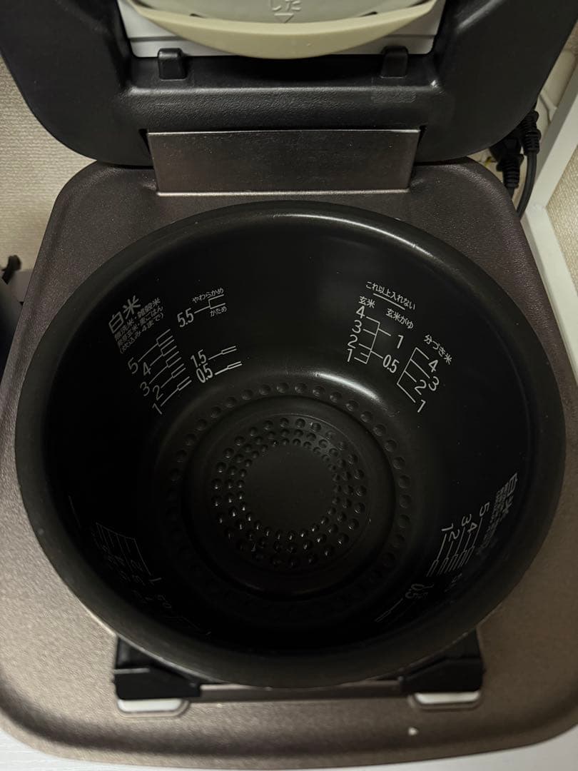 【2022年製】HITACHI IH炊飯器 RZ-W100FM