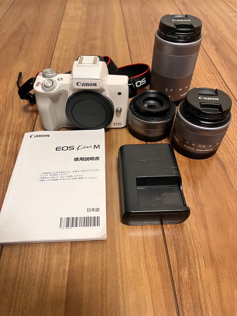 ※ユキ　Canon EOS Kiss M ホワイト レンズ3本付