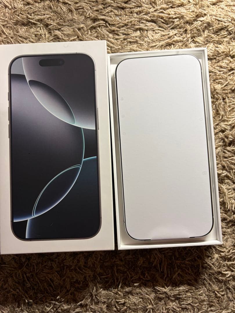 Apple iPhone 16 Pro ホワイト 本体　128G新品未使用