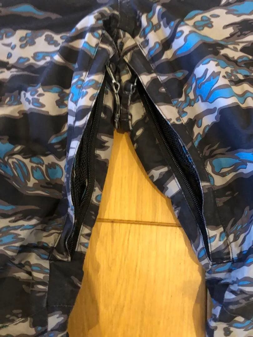 バートン　キッズ　スノーボードウェア セット　130cm BURTON